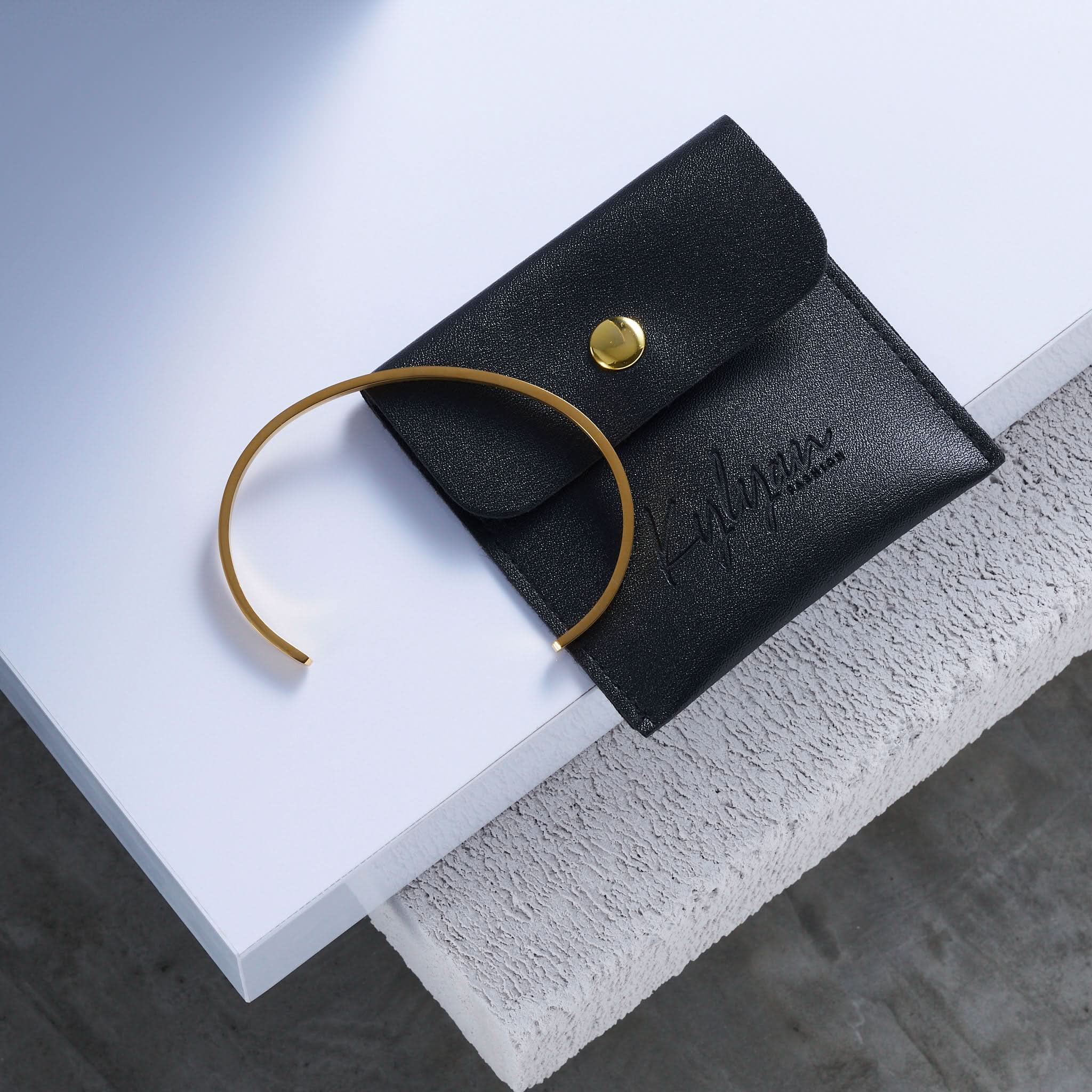 Kylyan Cuff złota bransoleta